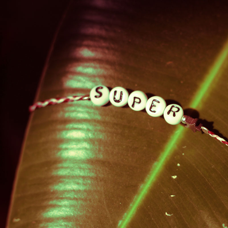 super-bracelet